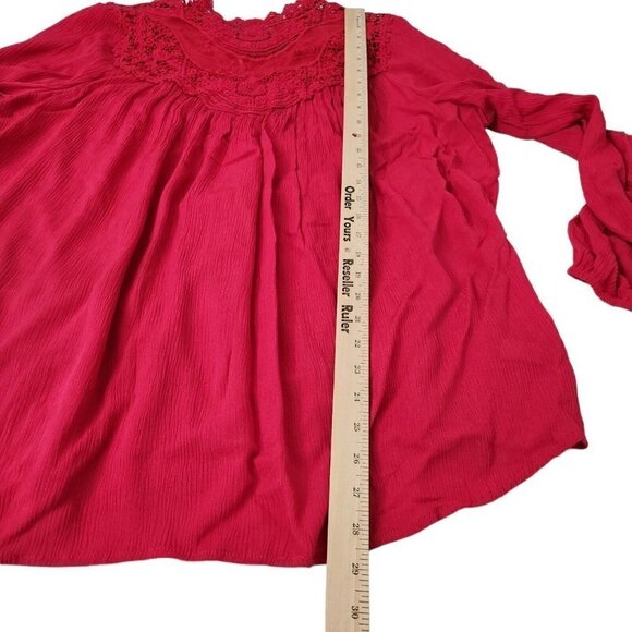 Torrid Blouse 1X Red Crinkle Gauze Crochet Detail Top‎ Longsleeve Casual - Picture 11 of 12
